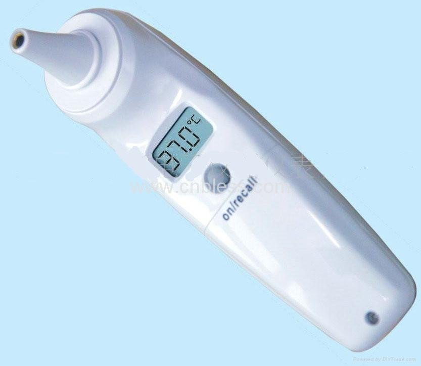 digital ear thermometer with high quality 4