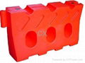rotomolding for traffic road barrier  3