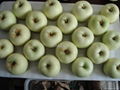 Fresh Golden Delicious Apple 4