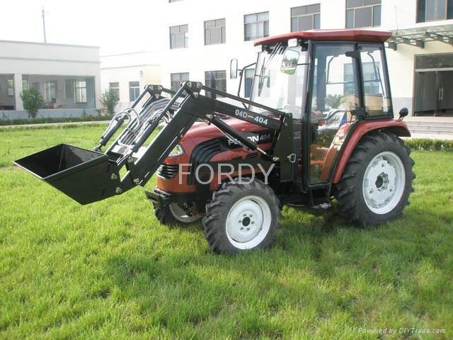 3-POINT HITCH FRONT END LOADER 2