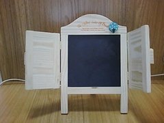 Memo board with door 14 x 22.5cm