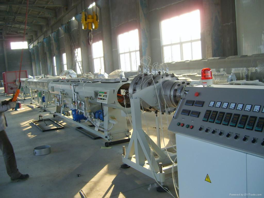 PE large-Diameter Gas-Burning  And Water-Supply  Pipes Production Line 4