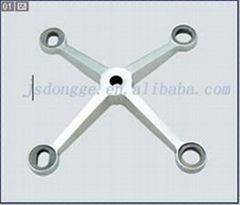 Four-arm spider fitting for glass curtain wall