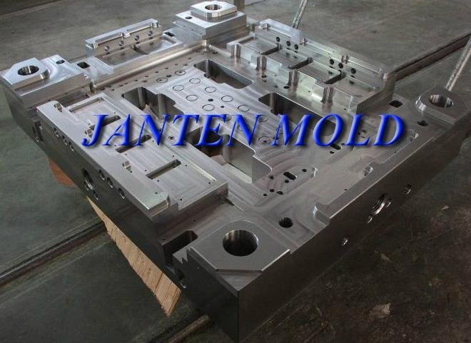 Mold Manufacturing03 3