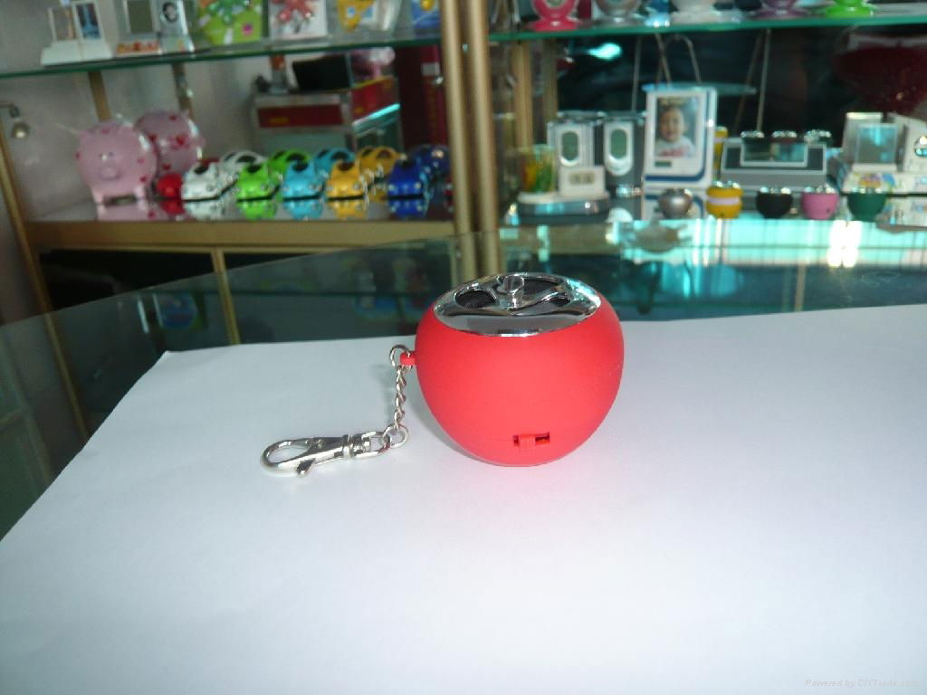 mini apple speaker 2