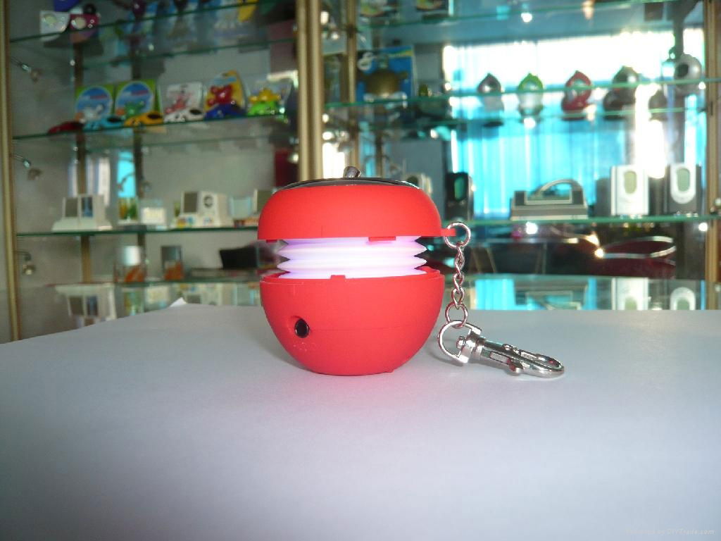 mini apple speaker 3