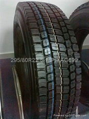 radial truck tire