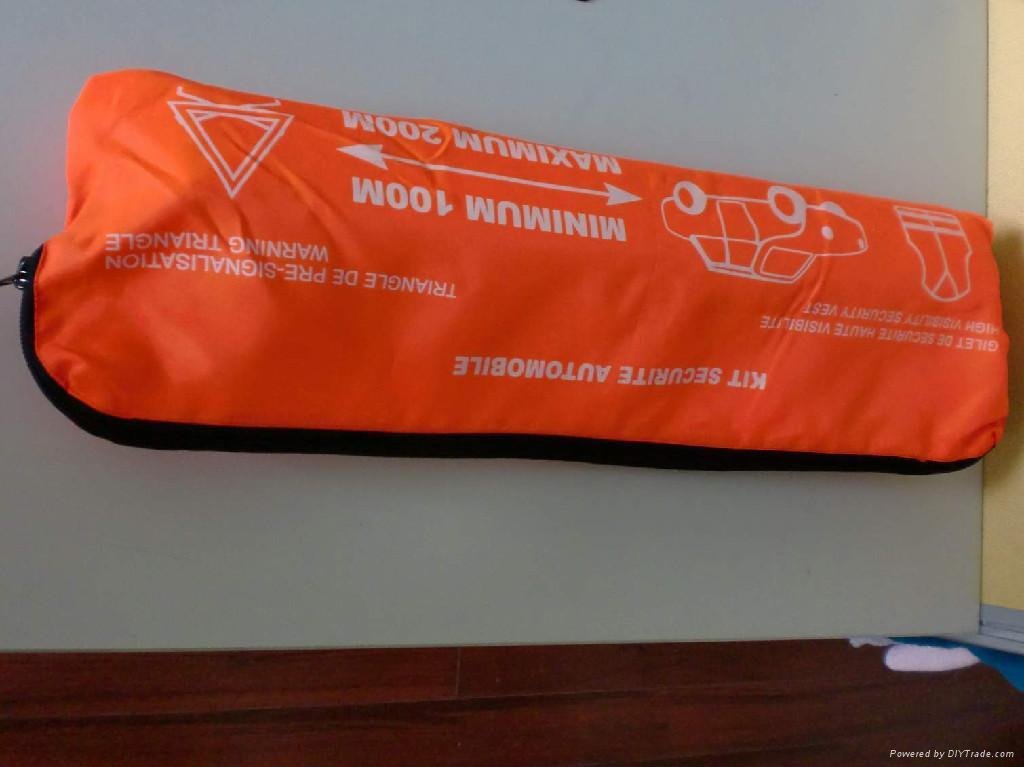 High visibility safety warning triangle 3