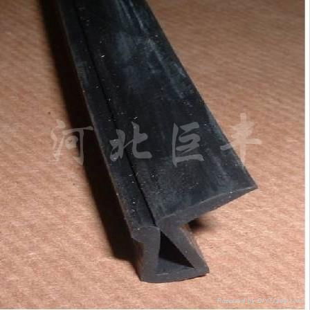 sell pvc sealing strip  3