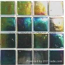 Glass mosaic (Iridescent)