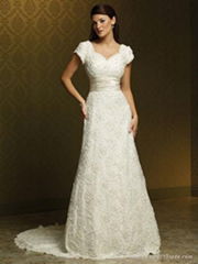 Short Sleeve A-line Lace Wedding Dress