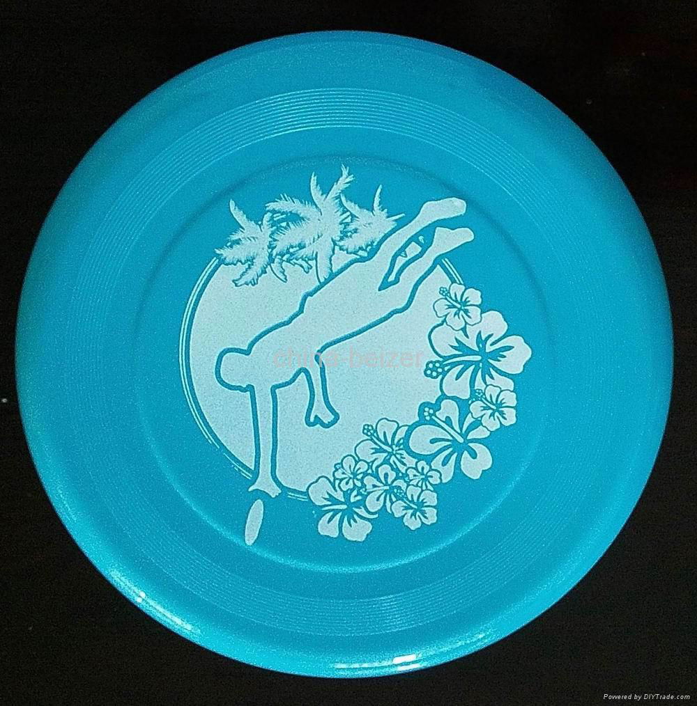 Frisbee disc 3