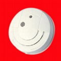 Smoke detector with 9 VDC backup battery 1