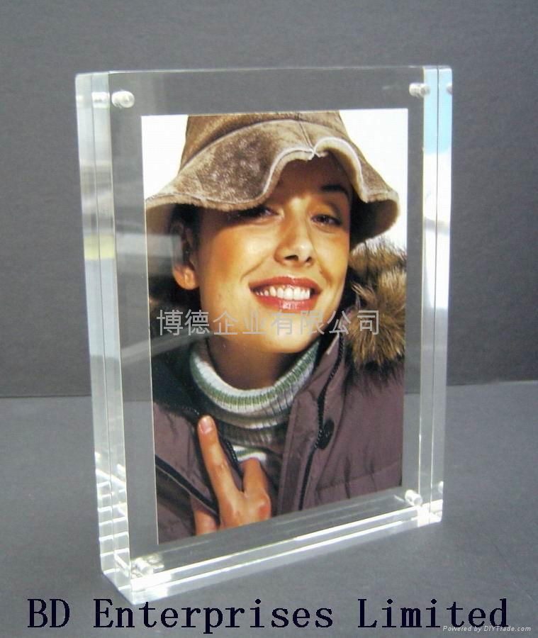 Acrylic photo frame