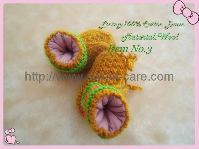 Handknitted Cotton Baby Shoes (Item No.3)