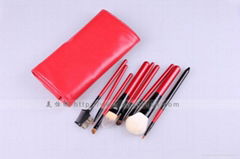 Fashionable 7pcs Travel Brush Set  with Elegant Pouch