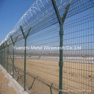 barbed wire fence 4