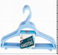 cloth hanger 1