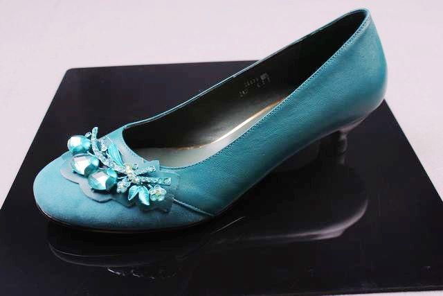 Stock Leather Women shoes  2