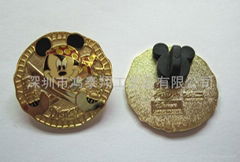 Disney Mickey metal badge