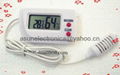 mini white indoor hygro thermometer 1