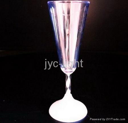 LED Champagne Glass 2