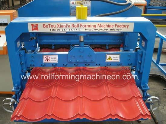 Metal deck step roof tile forming machine  XF28-207-828 2