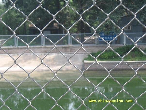 chain link fence  4