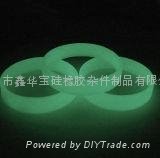 Glow in the dark silicone  wristbands  2