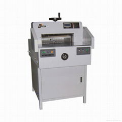 Paper cutter