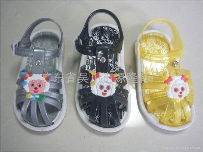 NO.831 Childrens Plastic shoes  3