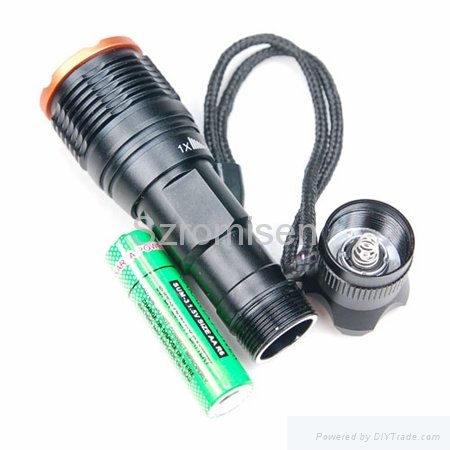 Romisen zooming flashlight RC-29 100 lumens CREE XR-E Q3 LED 5