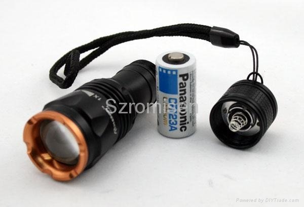 Romisen zooming flashlightRC-C6 120 lumens with  CREE Q3 led(1*CR123 battery) 2