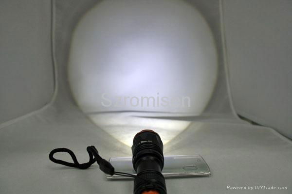 Romisen zooming flashlightRC-C6 120 lumens with  CREE Q3 led(1*CR123 battery) 5