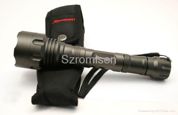 Romisen RC-S5 500 lumens 3-mode high power flashlight with 3* CREE XR-E Q4 LEDS 2