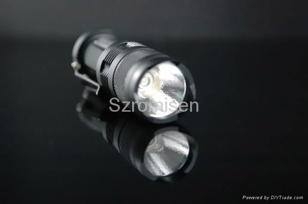 Romisen RC-A4 100 lumens 3-mode  XR-E CREE Q3 LED flashlight with clip 2