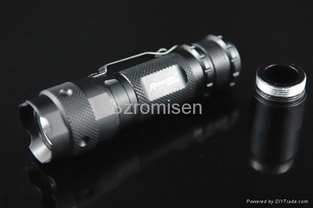 Romisen RC-A5 100 lumens XR-E CREE Q3 LED flashlight with clip
