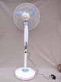 16"solar rechargeable emergency stand fan  2