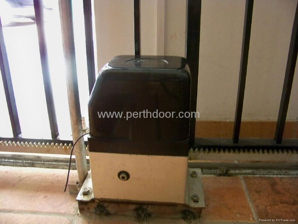 AC&DC Automatic Sliding Gate Opener 3