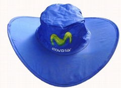 Folding cap