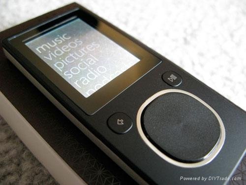 Microsoft Zune 2nd Gen Vidio MP3 Player 8GB(Black) 3