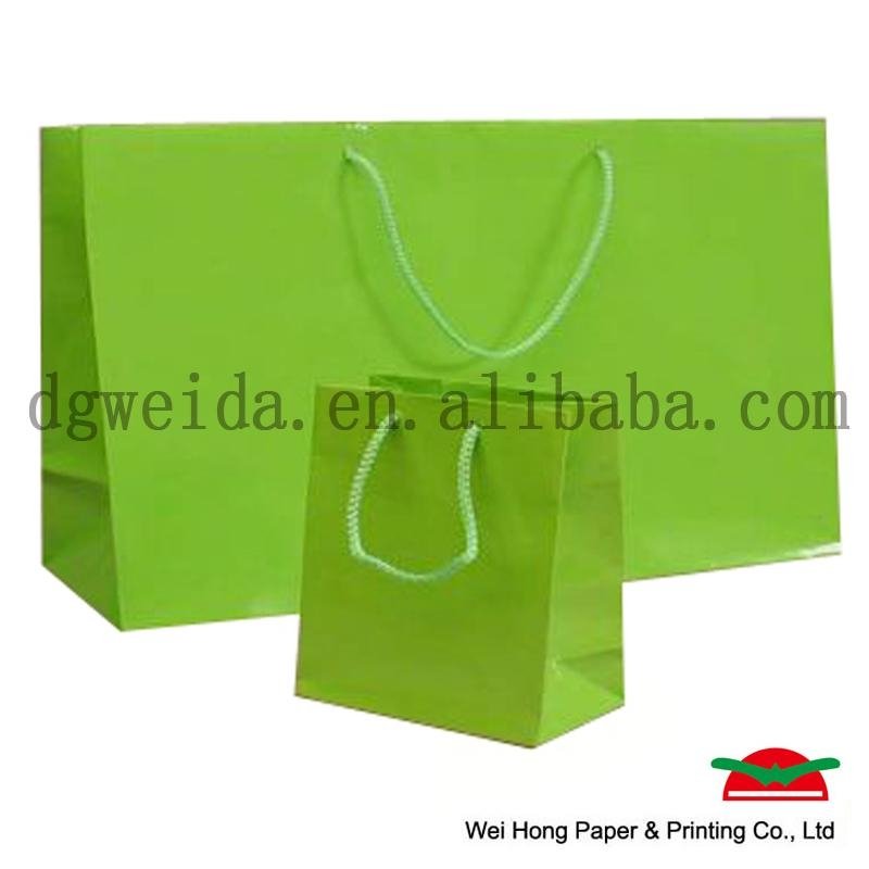 Gift paper bag 2