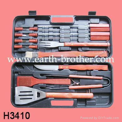 BBQ tool . BBQ set with case . BBQ tool set 