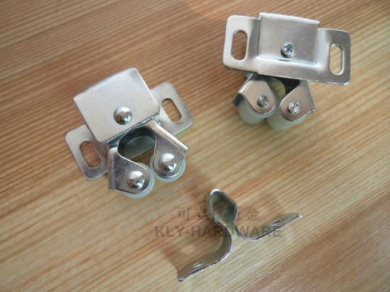 Zinc Plated Double Roller Catch,cabinet catch 4