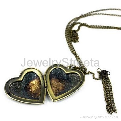 Antique Bronze Heart Pendent Necklace Vintage Style Women Love Hearts Locket HOT 3
