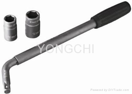 Telescopic Tire Socket Wrench  