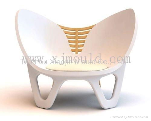 plastic chair 3