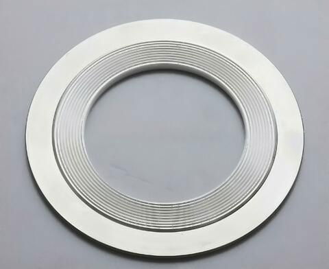 Spiral wound gasket with inner ring