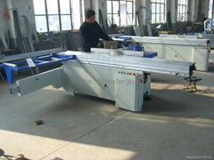 sliding table saw