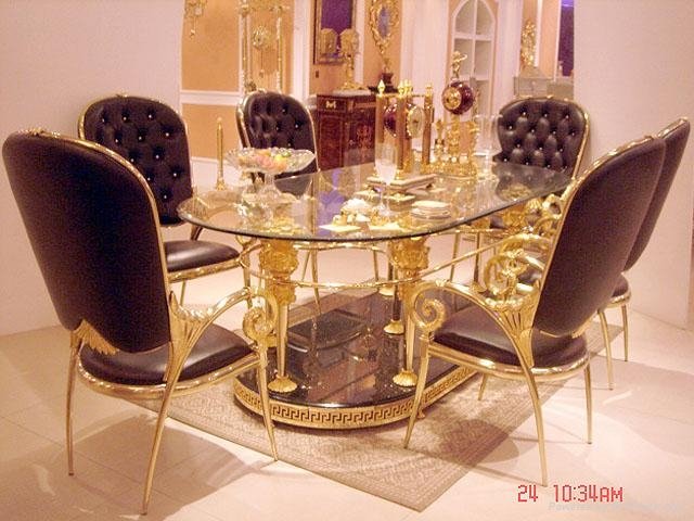 dinner table and chairs  4